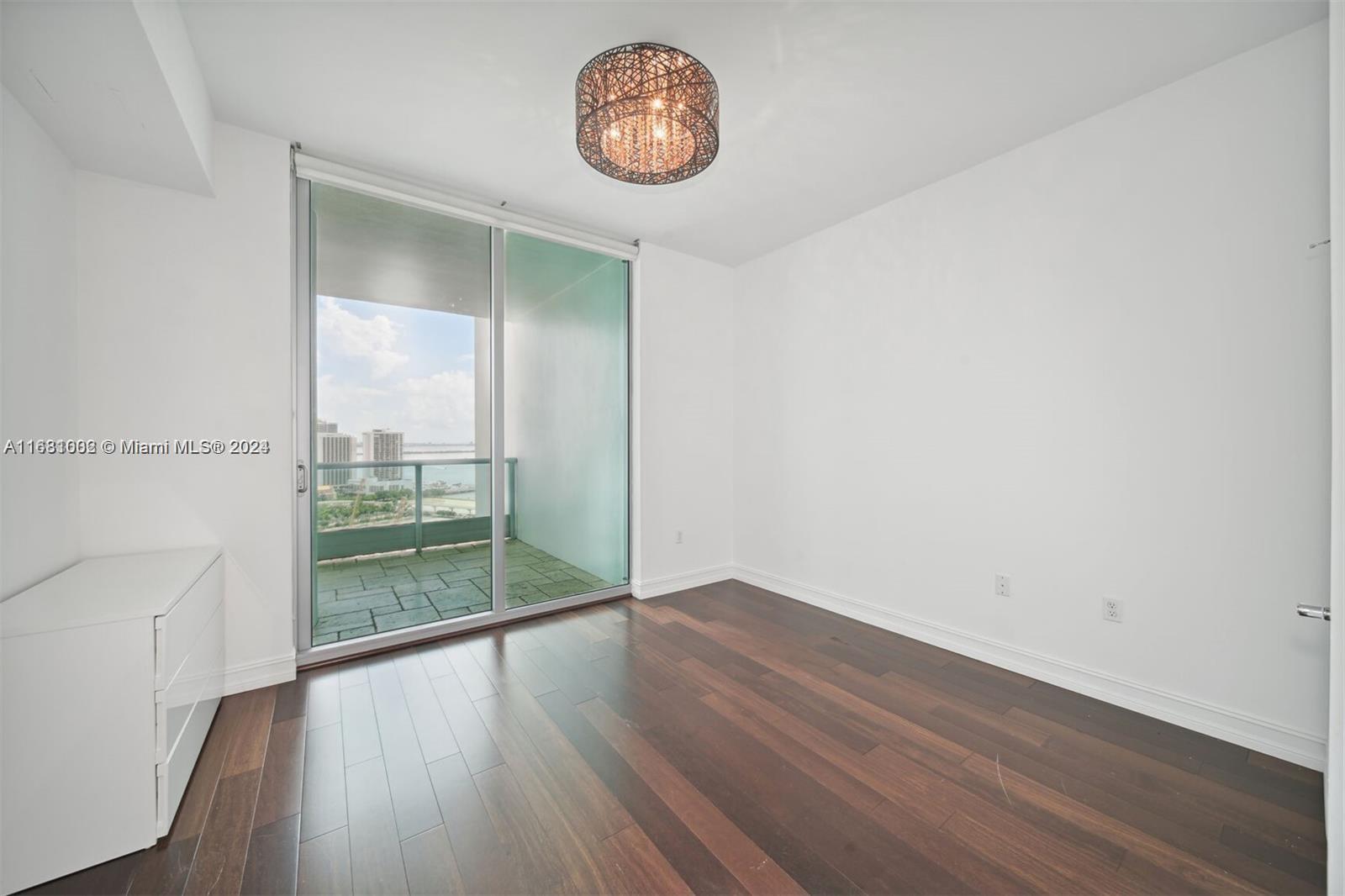900 Biscayne Blvd #2908, Miami FL 33132