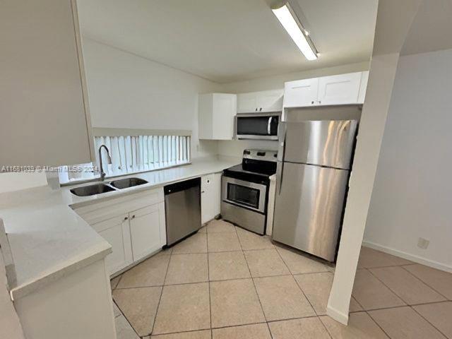 17021 N Bay Rd #124, Sunny Isles Beach, Florida image 7