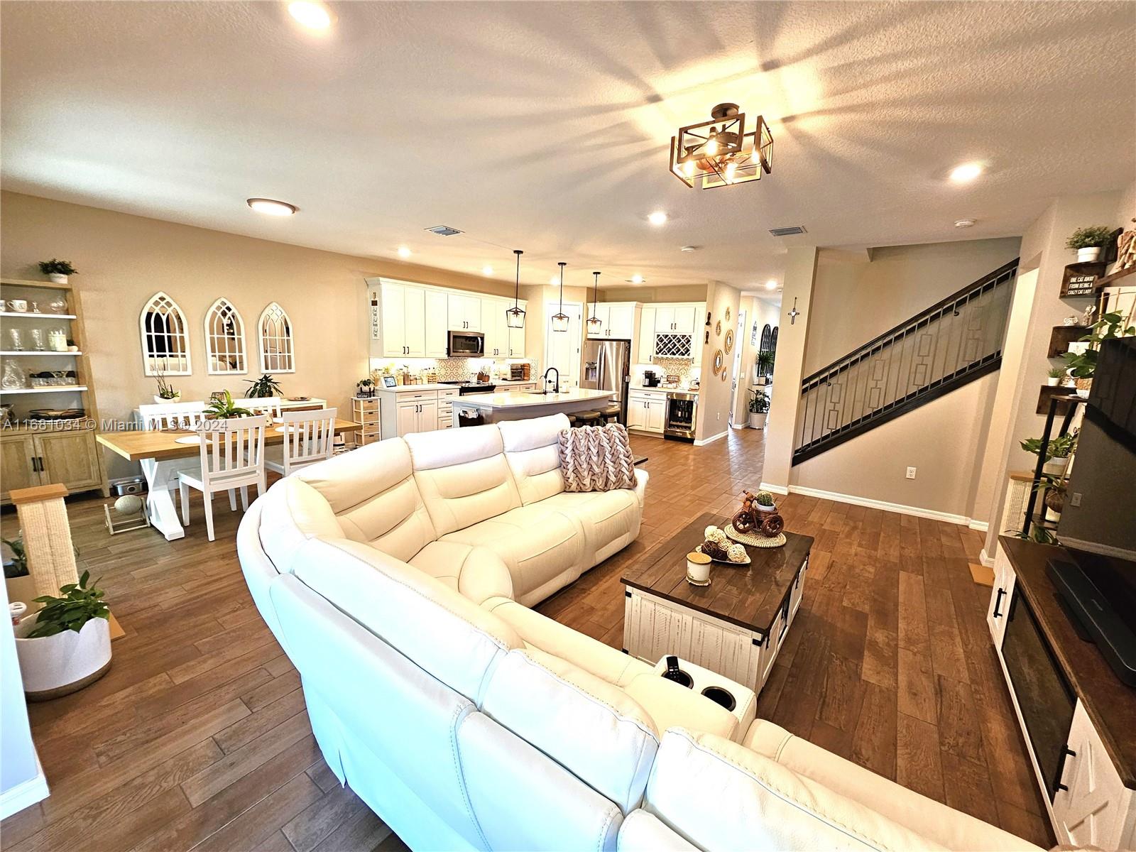 8172 NW 78th St, Tamarac, Florida image 33