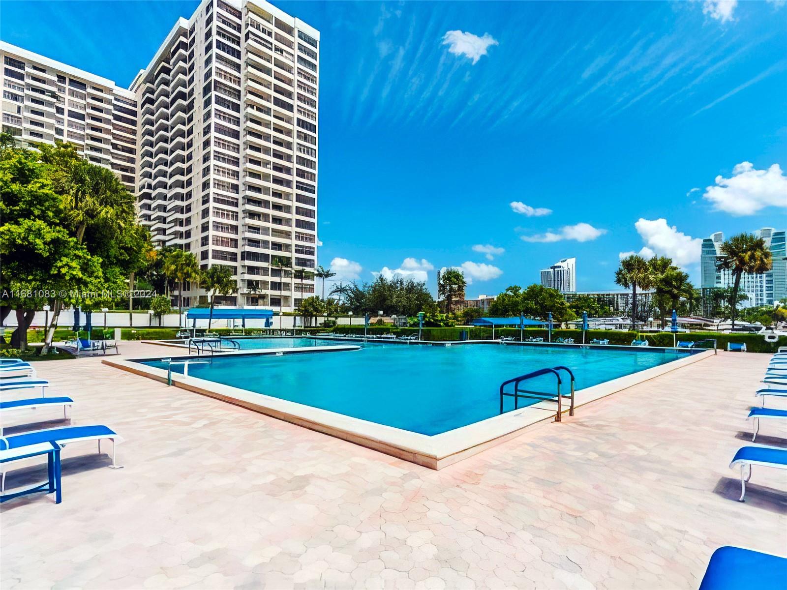 500 Three Islands Blvd #116, Hallandale Beach, Florida image 4