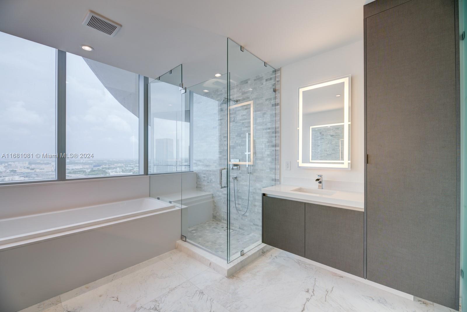 851 NE 1st Ave #2912, Miami FL 33132