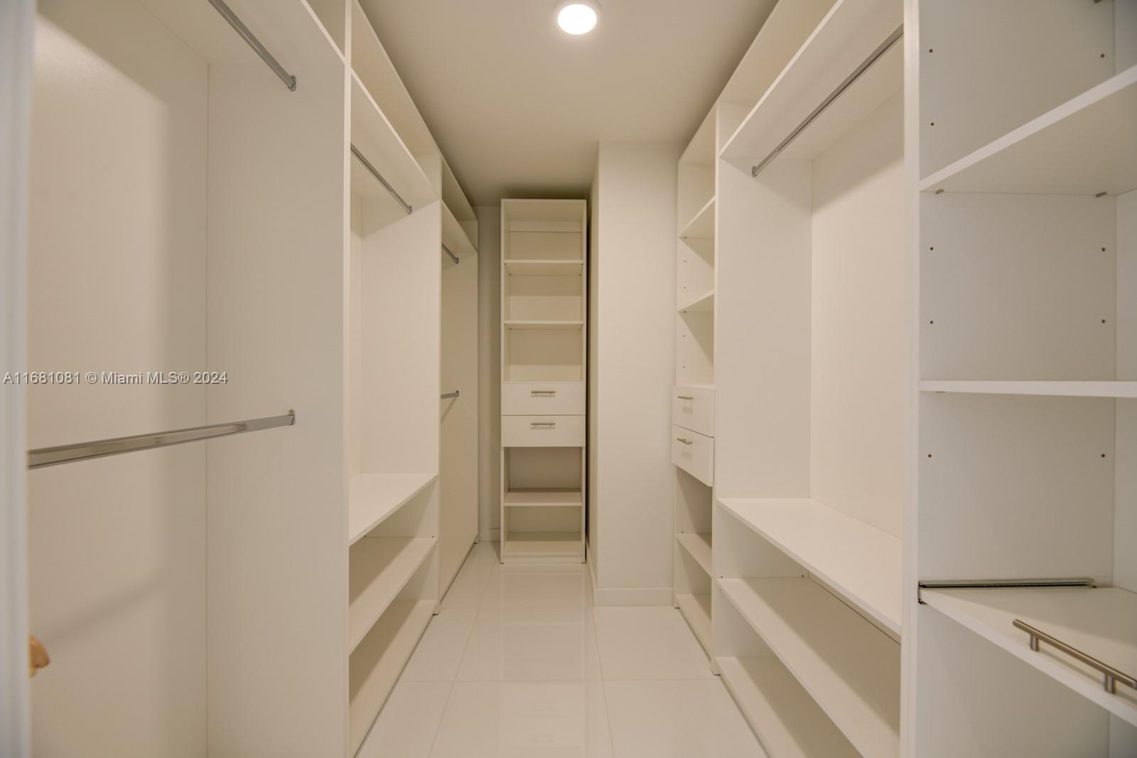 851 NE 1st Ave #2912, Miami FL 33132