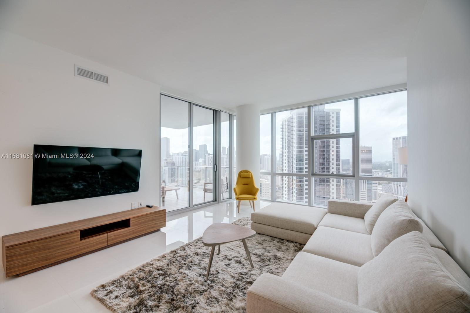 851 NE 1st Ave #2912, Miami FL 33132