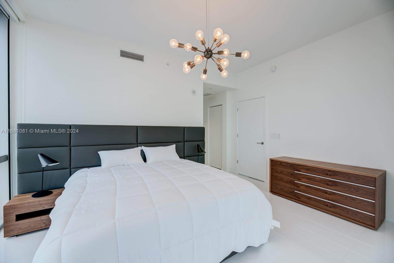 851 NE 1st Ave #2912, Miami FL 33132