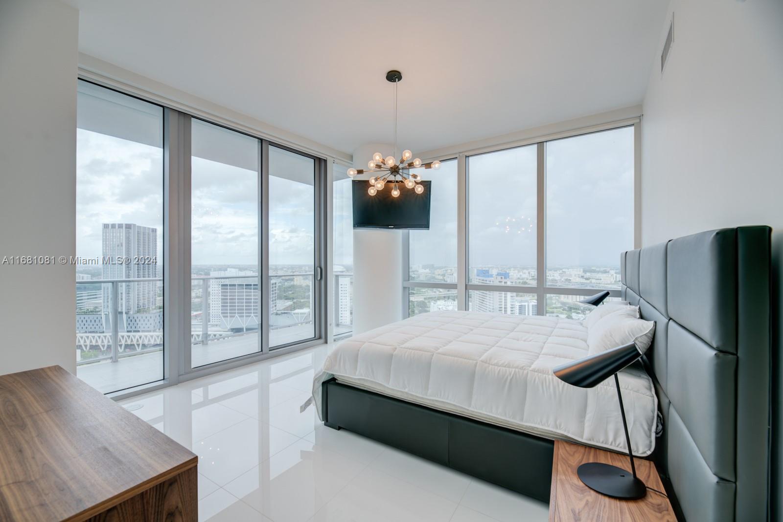 851 NE 1st Ave #2912, Miami FL 33132