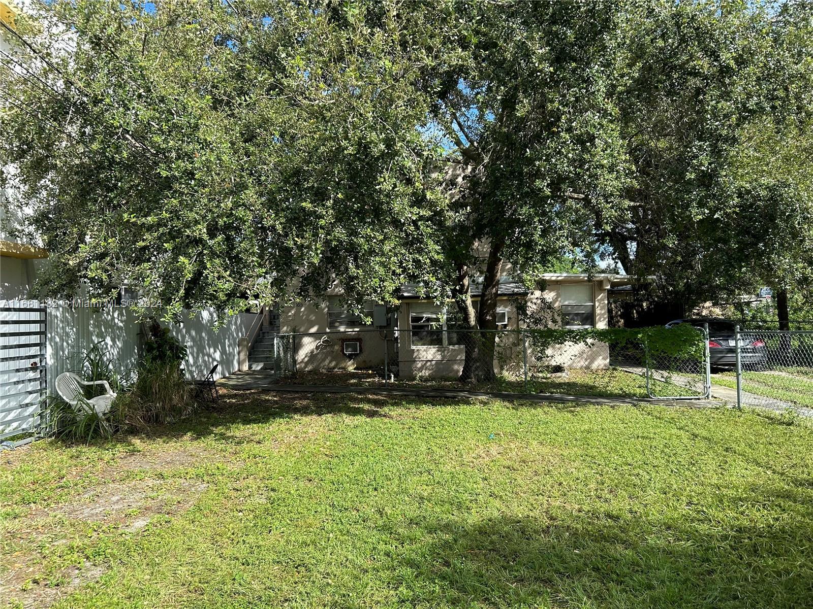 1613 NW 45th St, Miami, Florida image 3