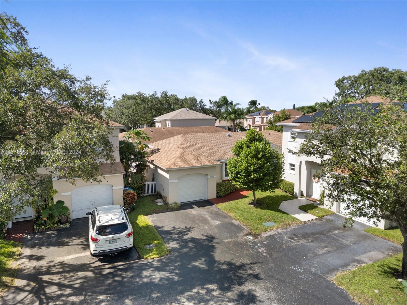 11832 NW 13th St, Pembroke Pines, Florida image 30