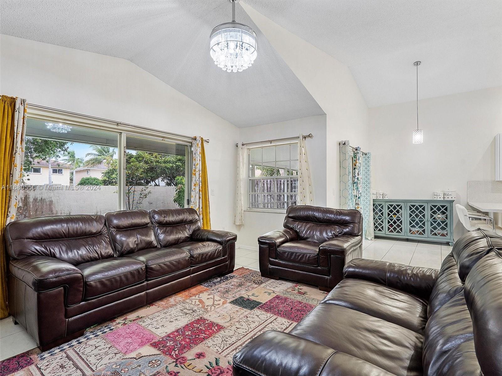 4 Gables Blvd, Weston, Florida image 9