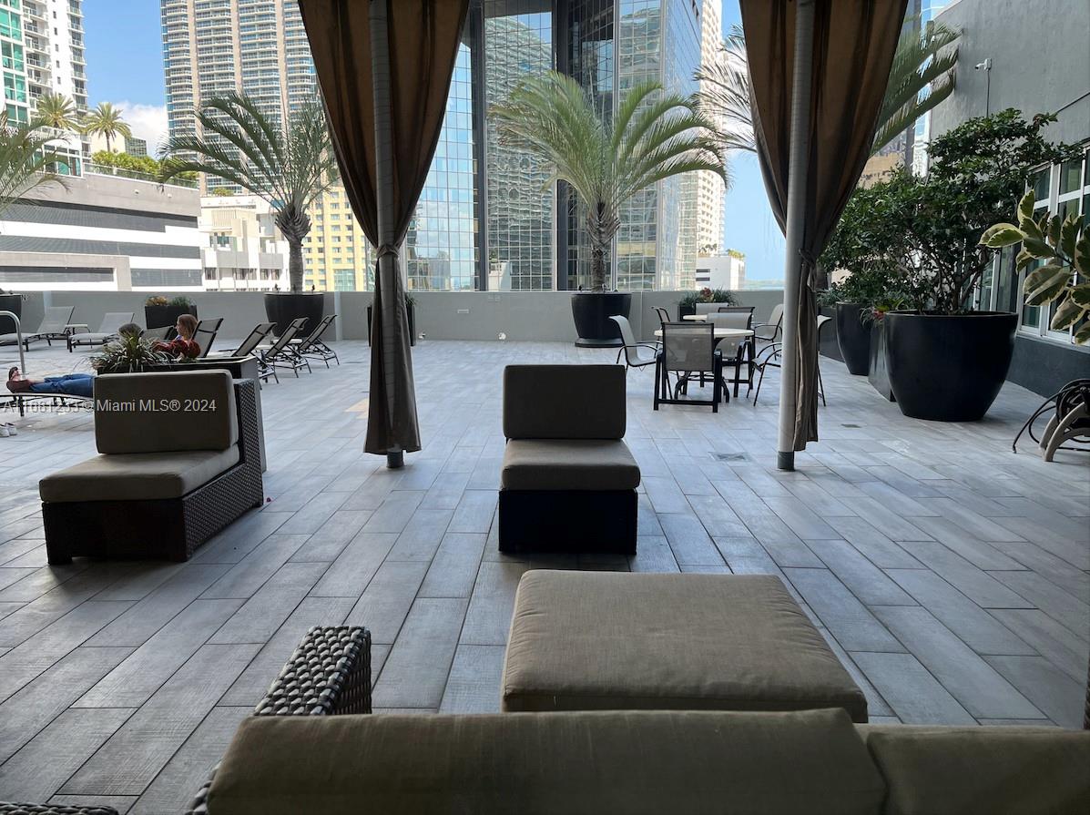 1250 S Miami Ave #1303, Miami FL 33130