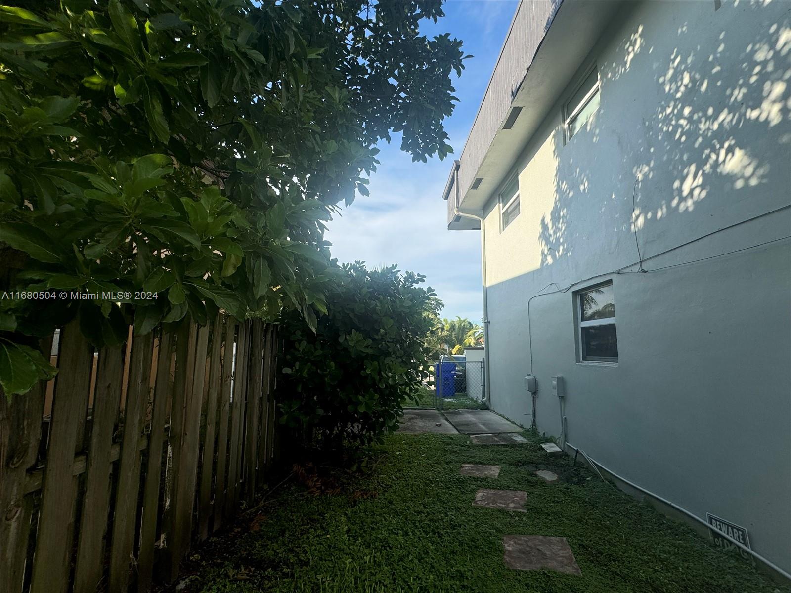 7940 SW 5th St, North Lauderdale, Florida image 23