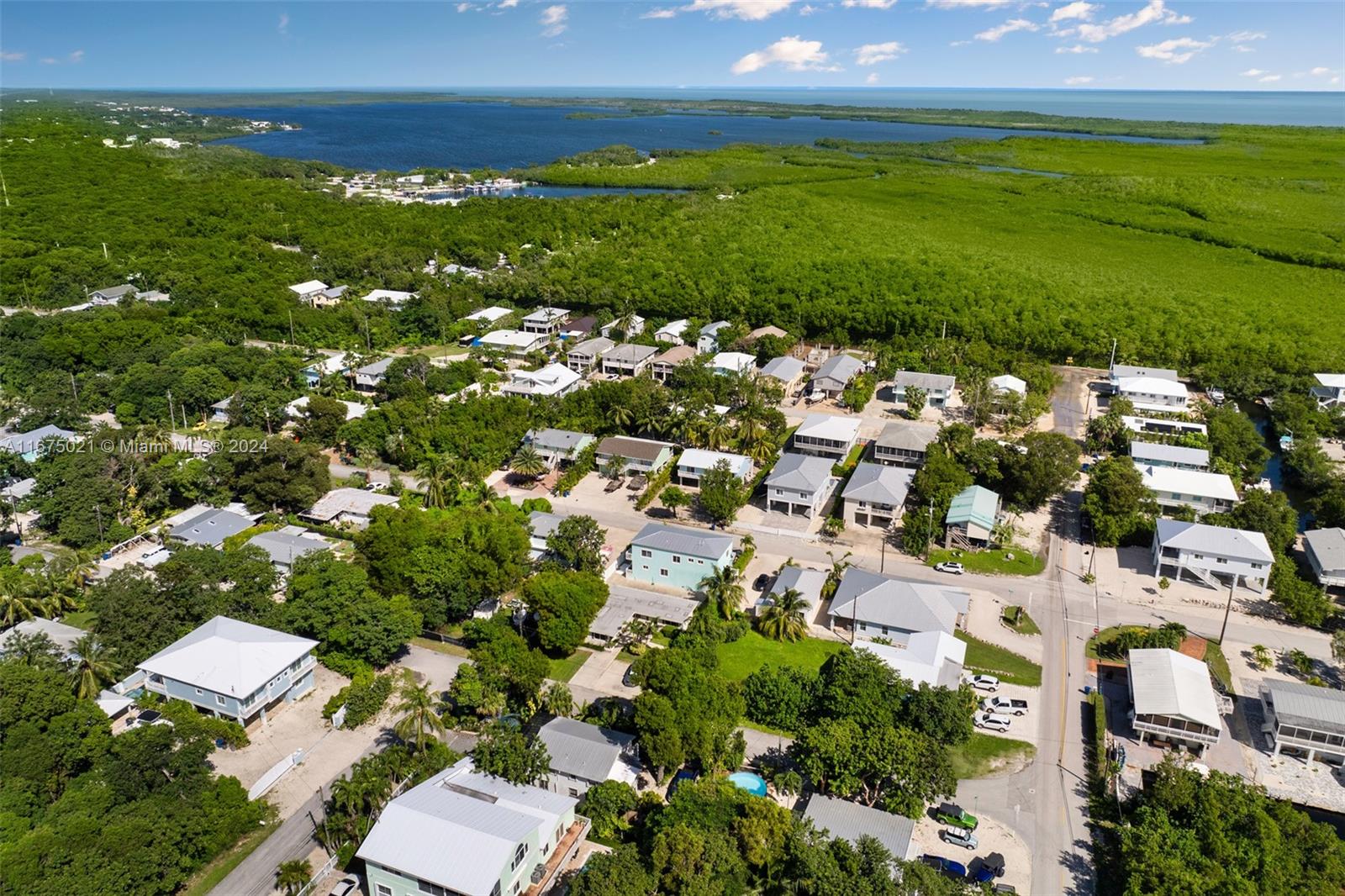 974 Oleander Rd, Key Largo, Florida image 8