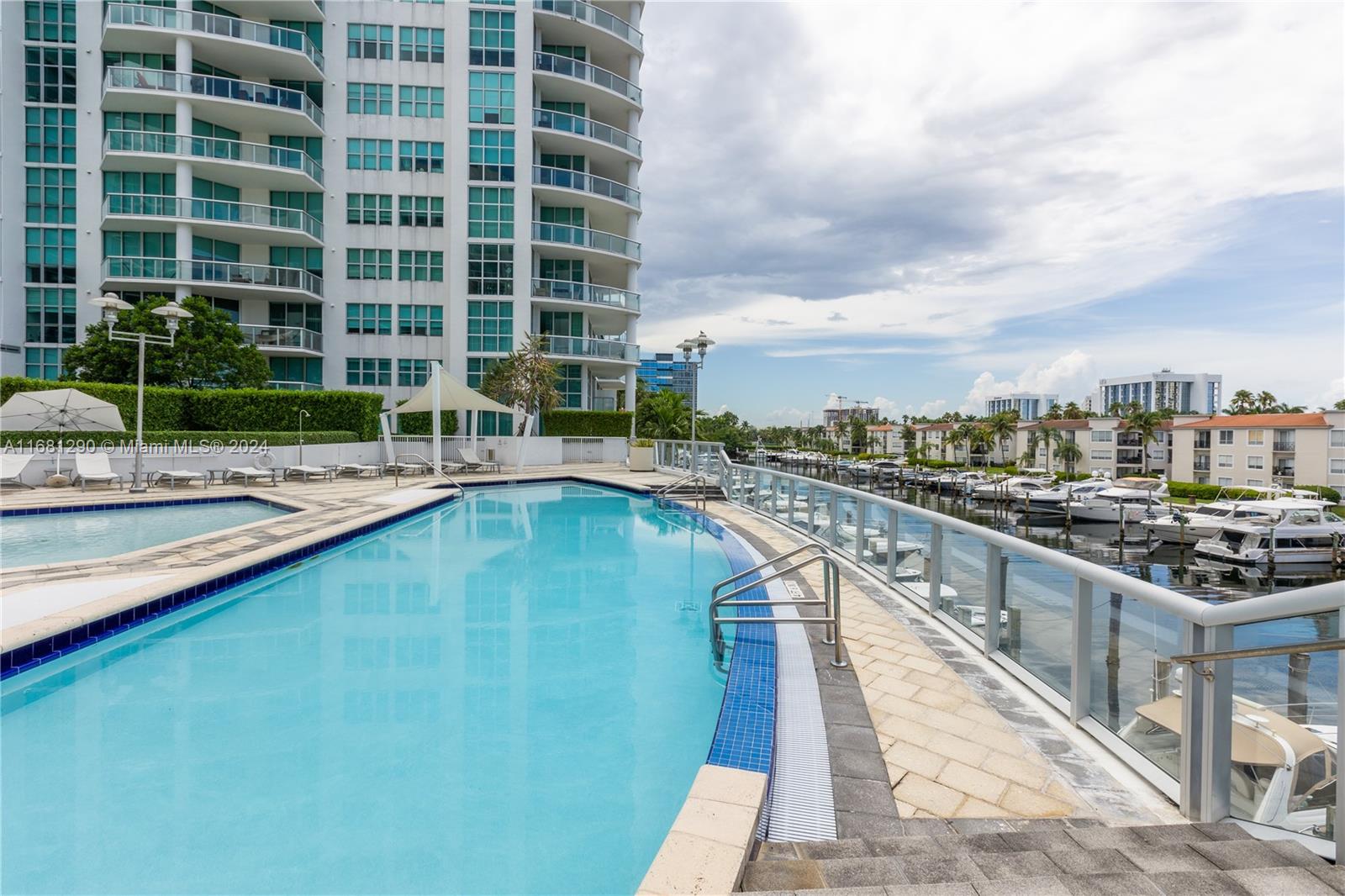 3131 NE 188th St #2-805, Aventura, Florida image 27