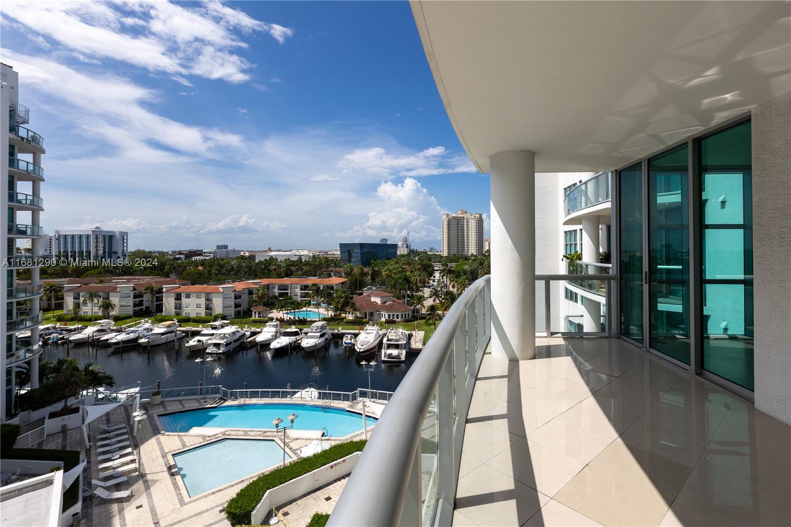 3131 NE 188th St #2-805, Aventura, Florida image 30