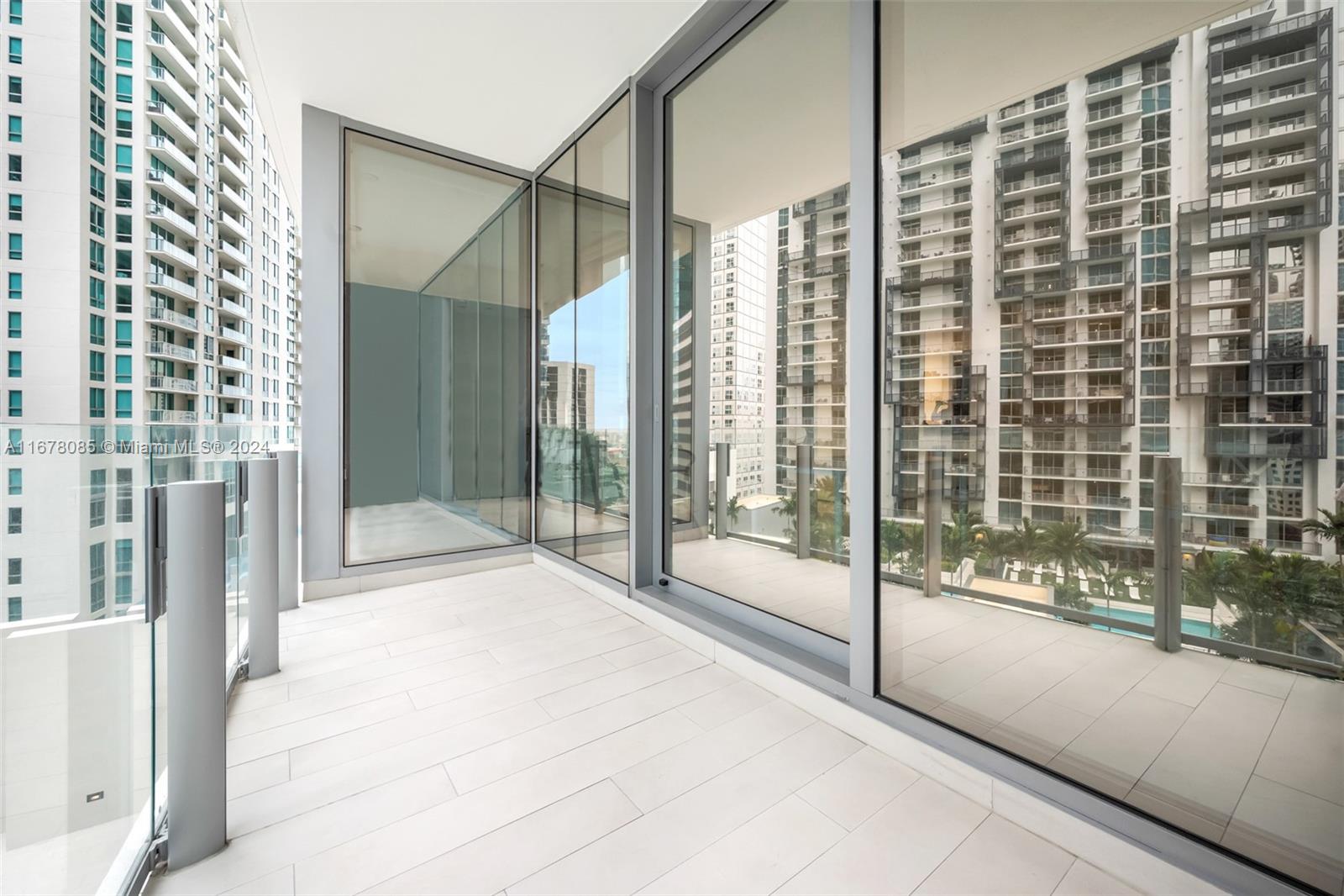 300 Biscayne Blvd Way #2809, Miami, Florida image 23