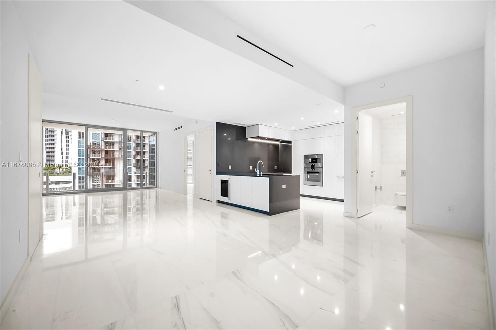 300 Biscayne Blvd Way #2809, Miami, Florida image 3