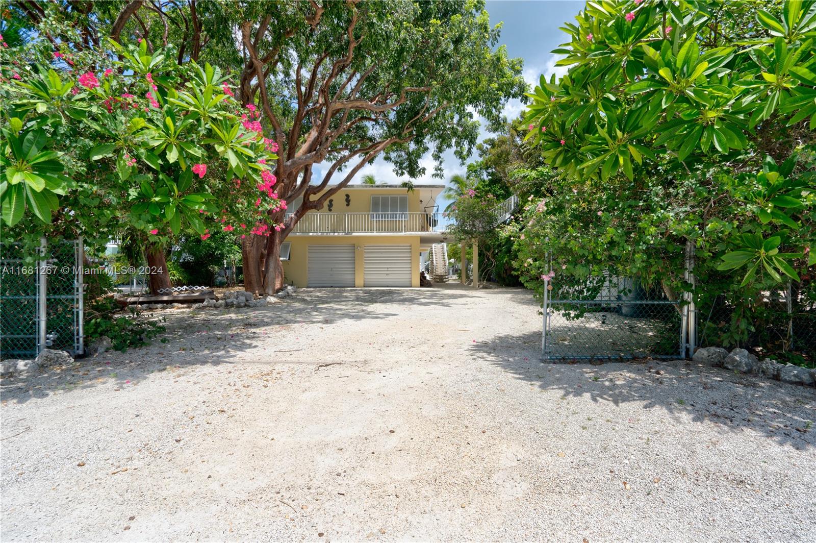 1121 Grand Street, Key Largo, Florida image 17