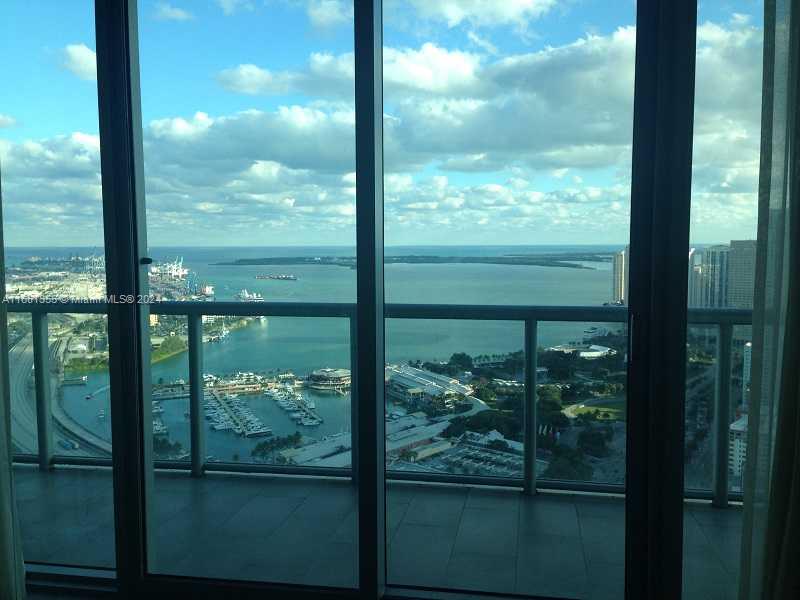888 BISCAYNE BL #4903, Miami FL 33132