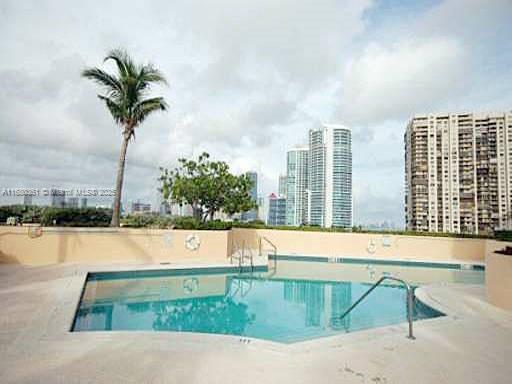 2475 Brickell Ave #906, Miami FL 33129