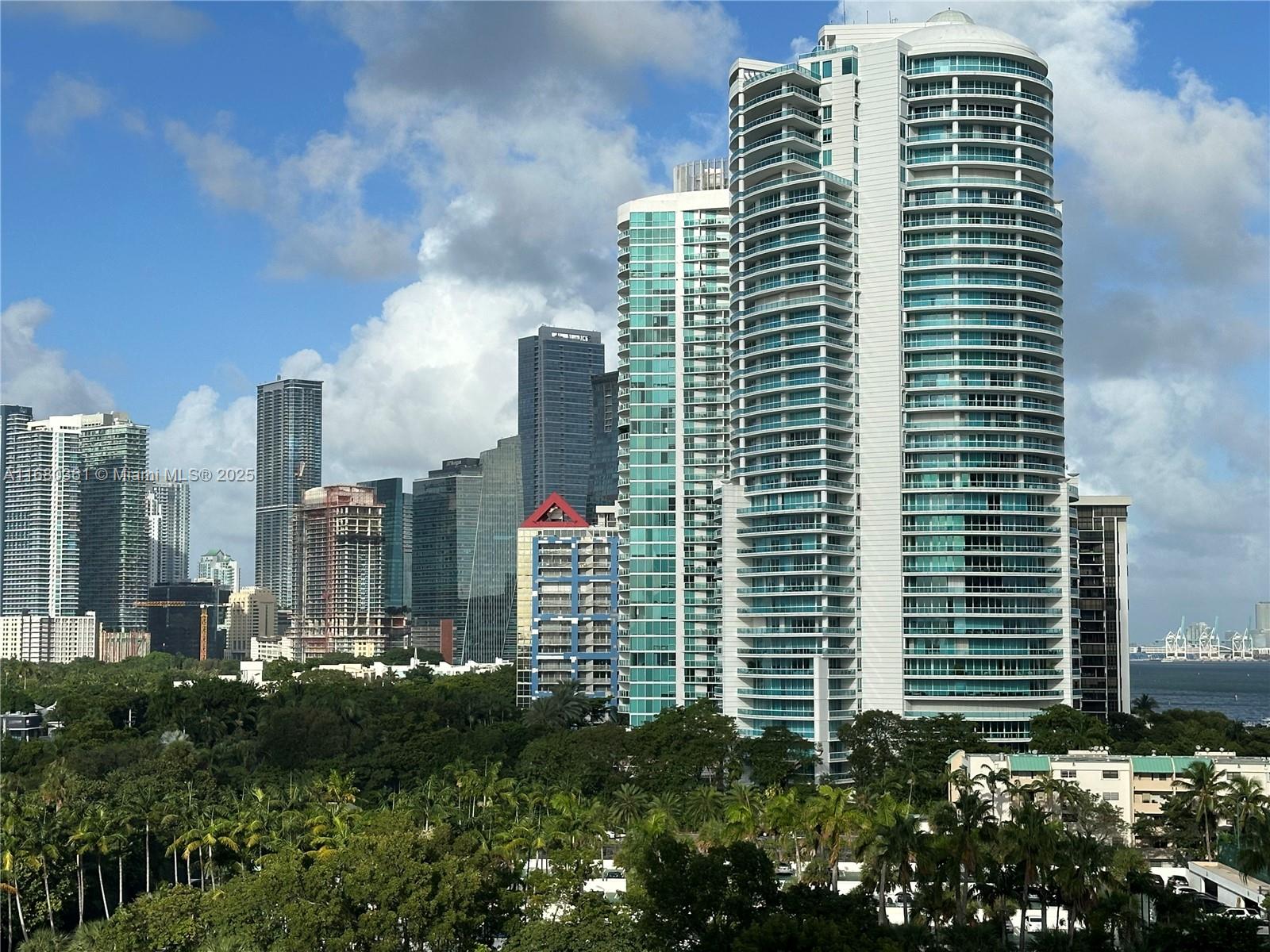 2475 Brickell Ave #906, Miami FL 33129