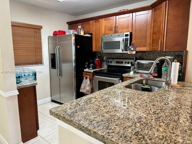 1148 NW 106th Ter #104, Pembroke Pines, Florida image 14