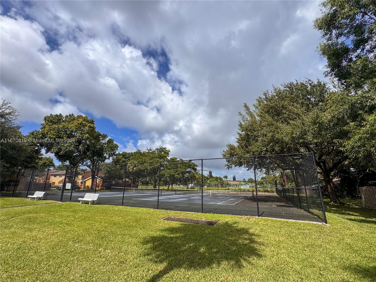 7569 W Sunrise Blvd #7569, Plantation, Florida image 27