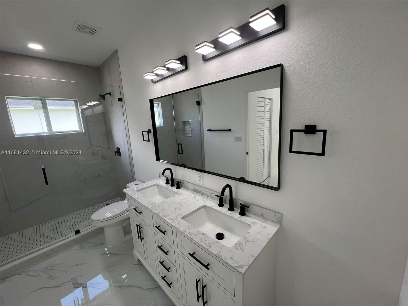 311 NW 10th St, Hallandale Beach, Florida image 30