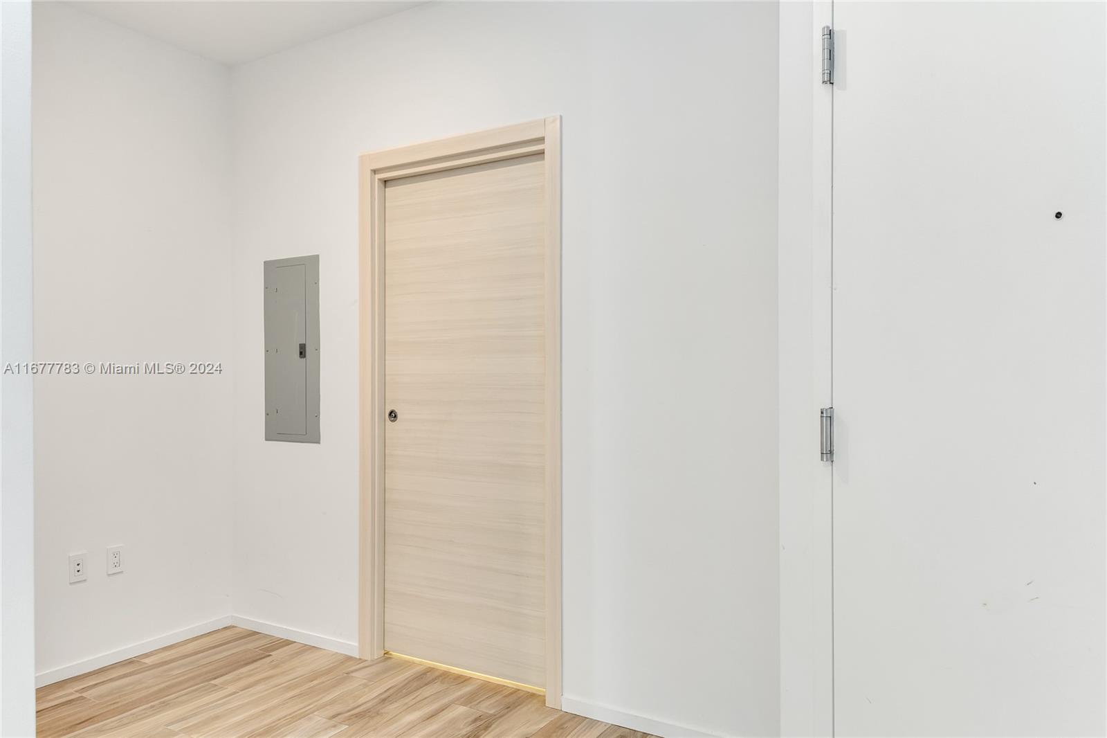 801 S Miami Ave #4908, Miami FL 33130