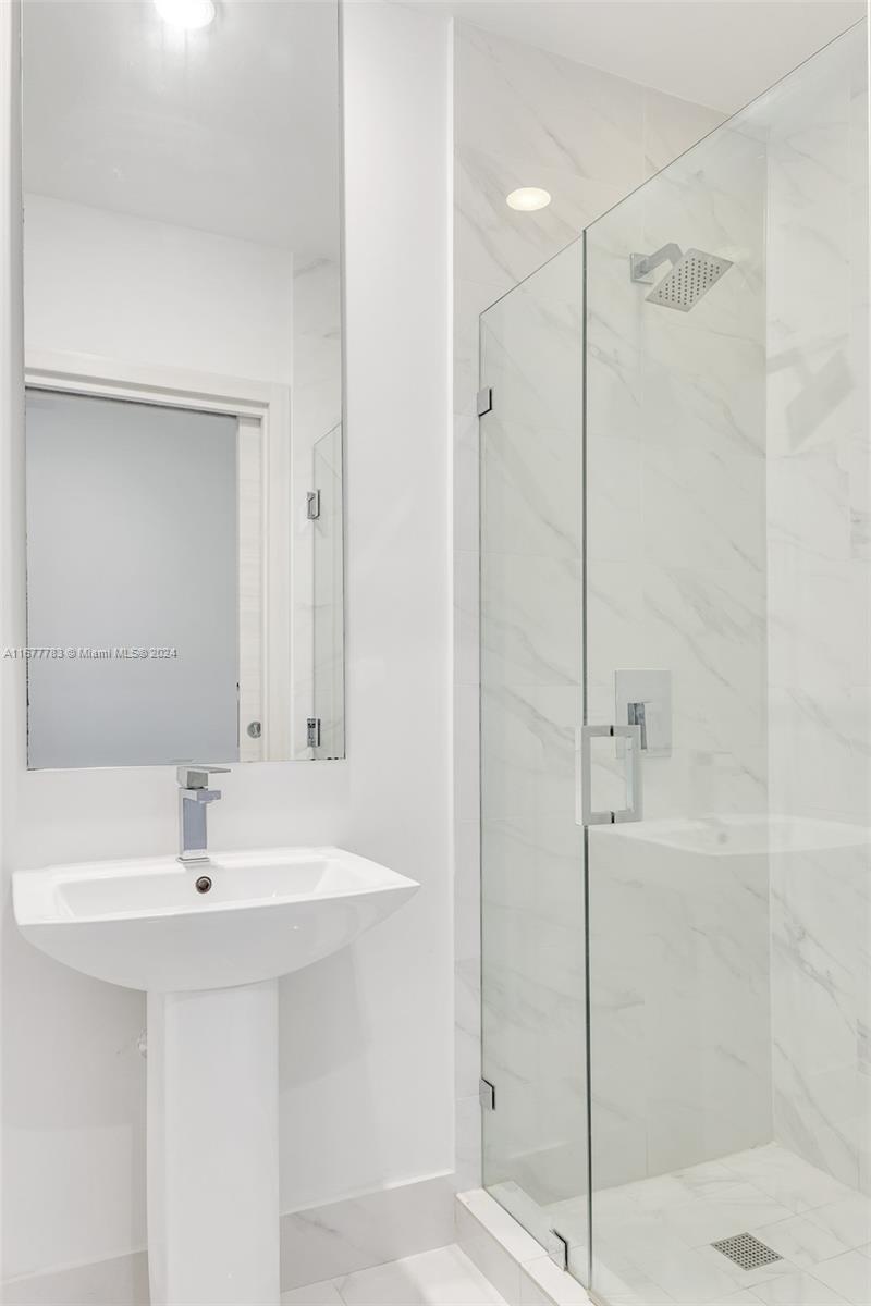 801 S Miami Ave #4908, Miami FL 33130