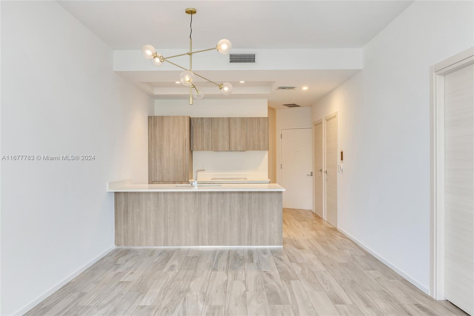 801 S Miami Ave #4908, Miami FL 33130