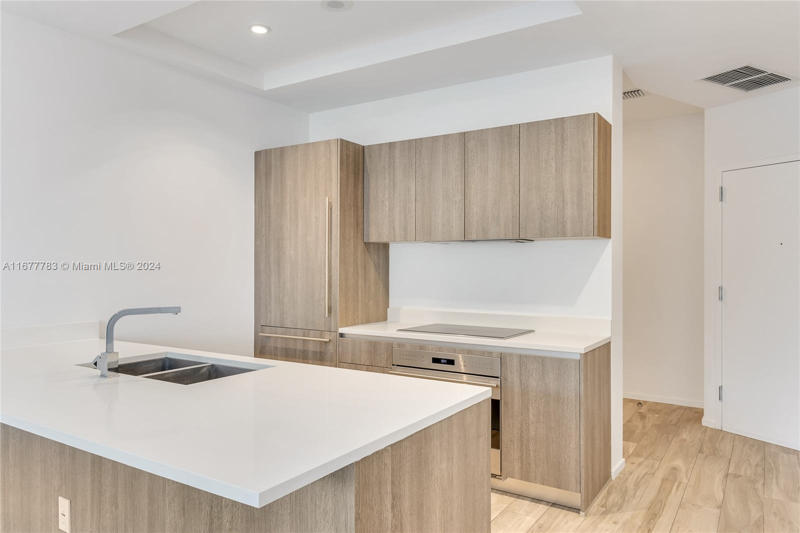 801 S Miami Ave #4908, Miami FL 33130