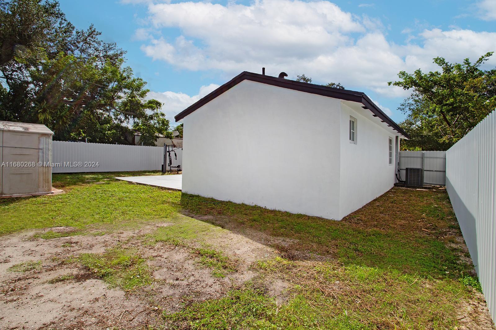 3761 SW 45th Ave, West Park, Florida image 33