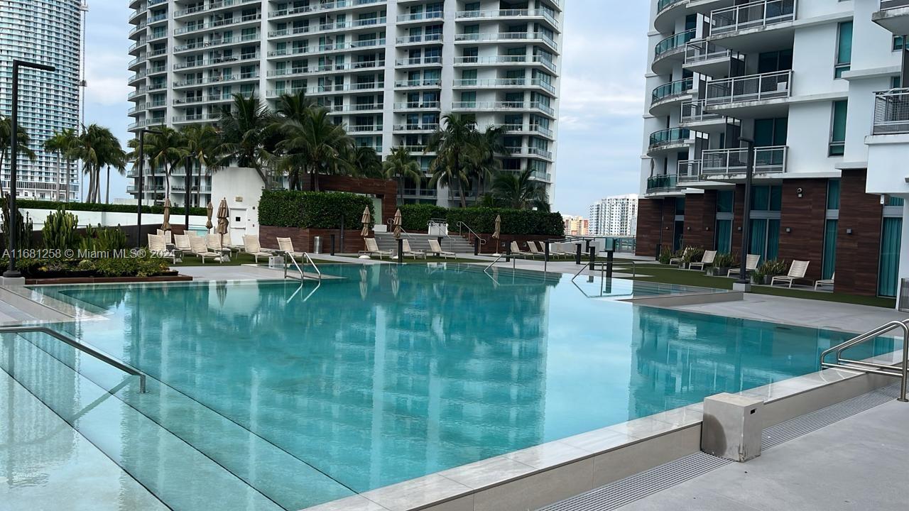 350 S Miami Ave #3208, Miami FL 33130