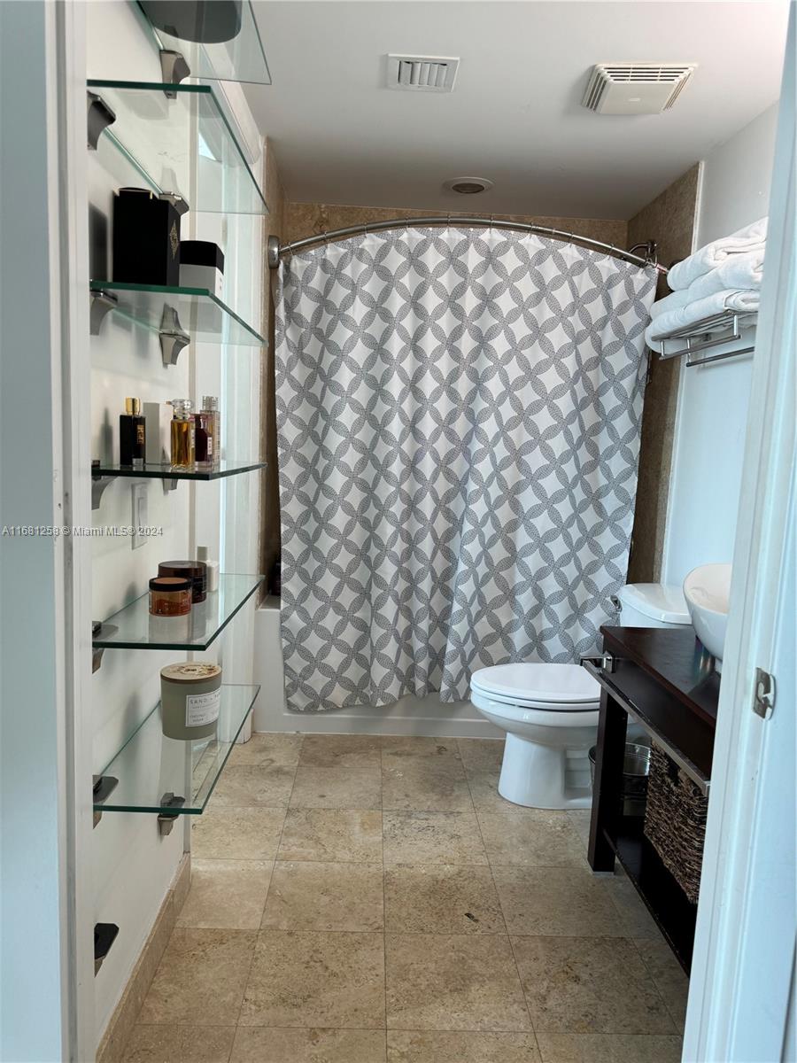 350 S Miami Ave #3208, Miami FL 33130
