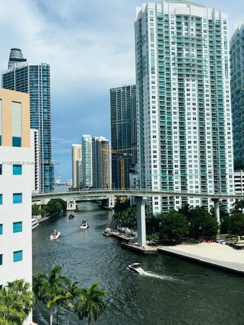 350 S Miami Ave #3208, Miami FL 33130