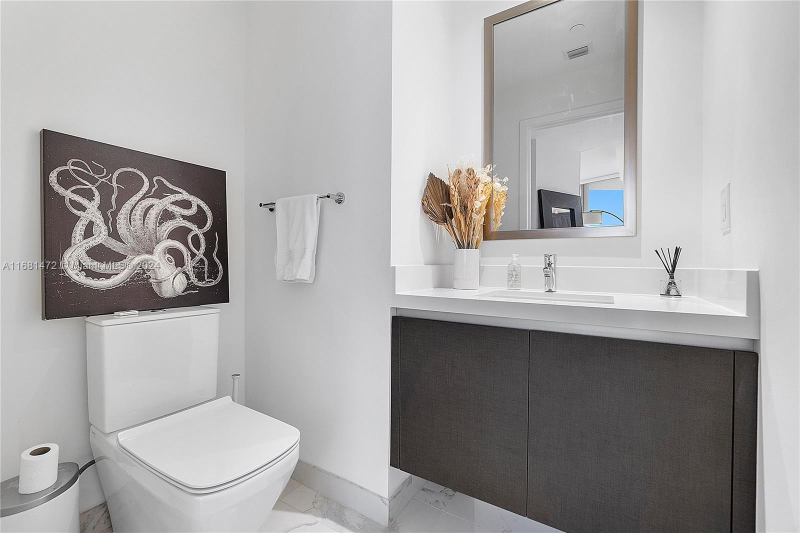 851 NE 1st Ave #3702, Miami FL 33132