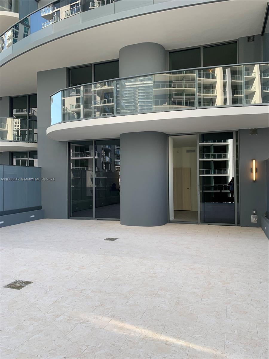 1000 Brickell Plz #1805, Miami FL 33131