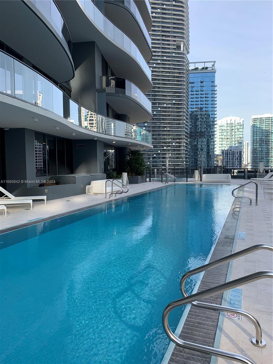 1000 Brickell Plz #1805, Miami FL 33131