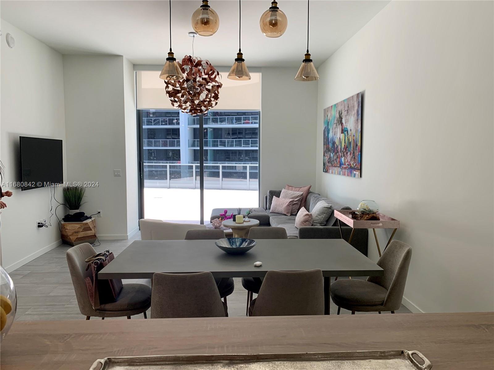 1000 Brickell Plz #1805, Miami FL 33131