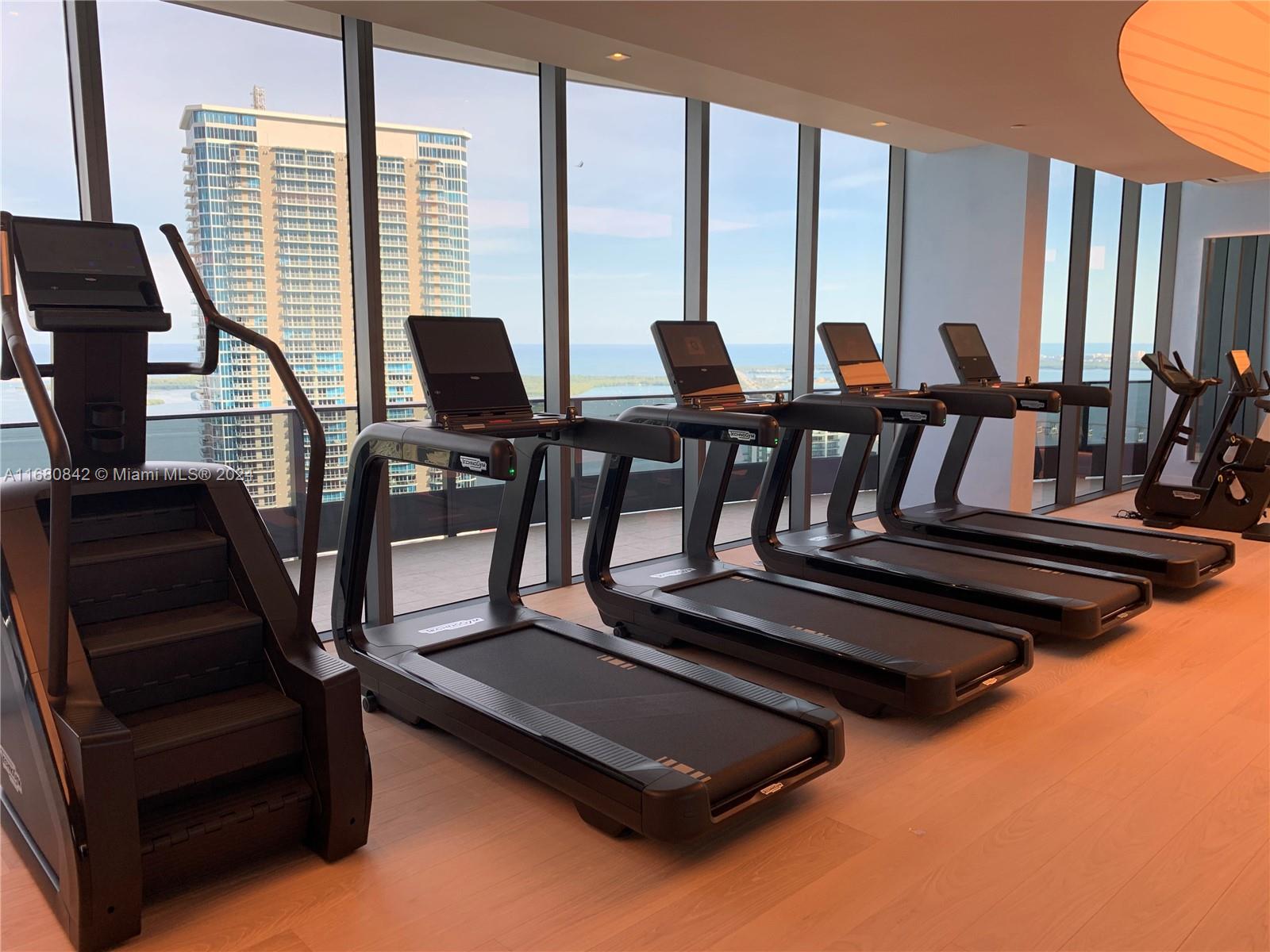 1000 Brickell Plz #1805, Miami FL 33131