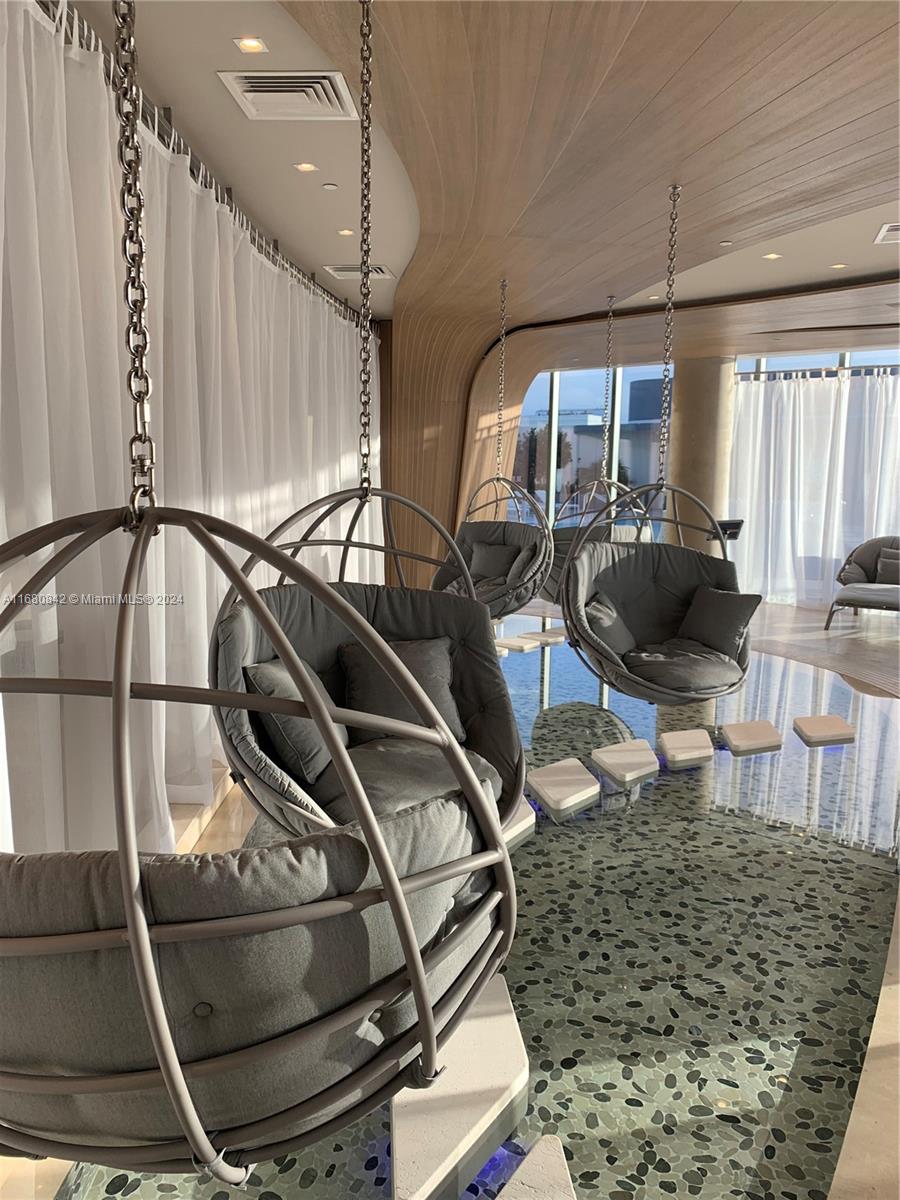 1000 Brickell Plz #1805, Miami FL 33131