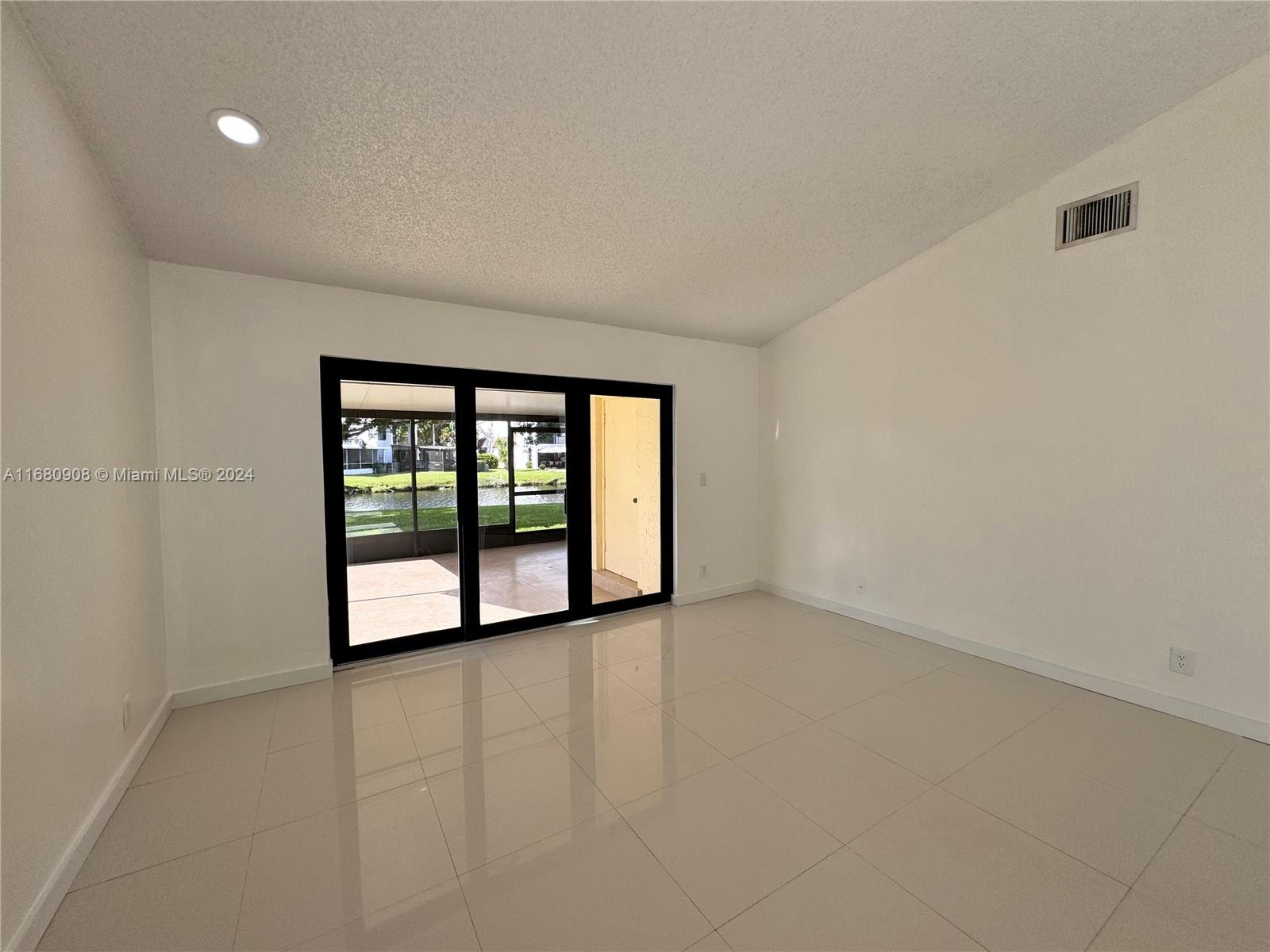 16273 Laurel Dr #7, Weston, Florida image 18