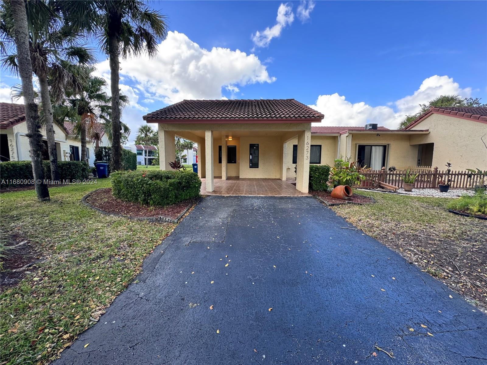 16273 Laurel Dr #7, Weston, Florida image 2