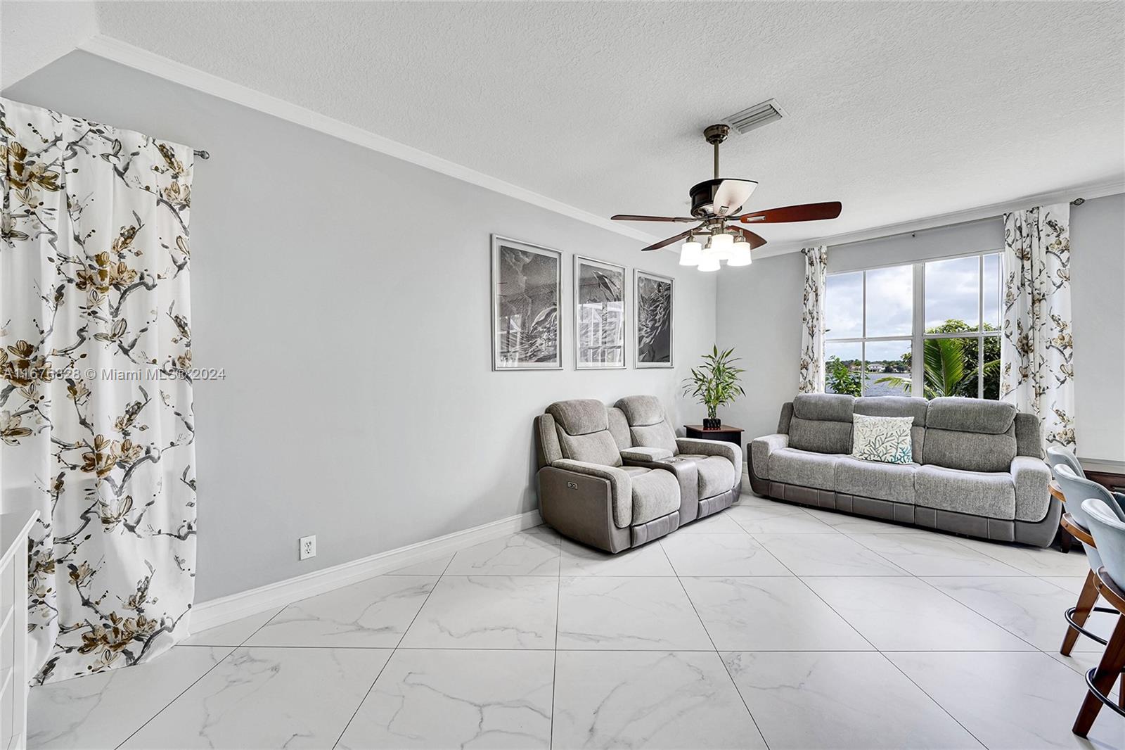 963 Falling Water Rd, Weston, Florida image 24