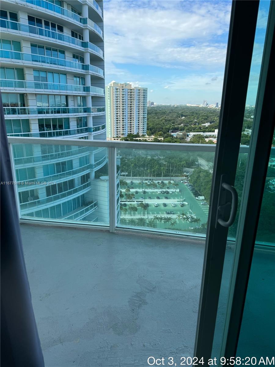 2101 Brickell Ave #2111, Miami FL 33129