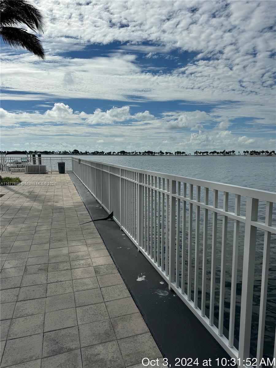 2101 Brickell Ave #2111, Miami FL 33129