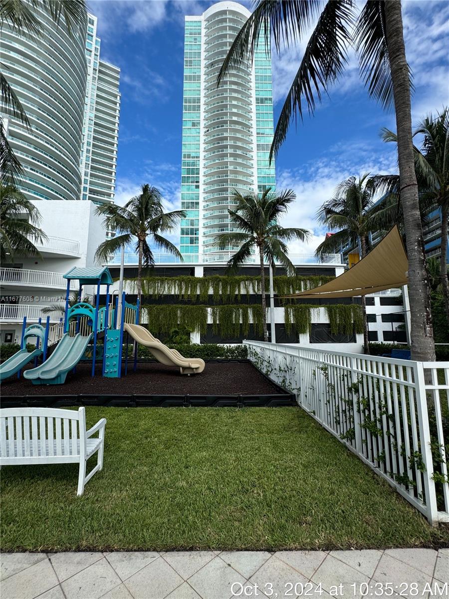 2101 Brickell Ave #2111, Miami FL 33129