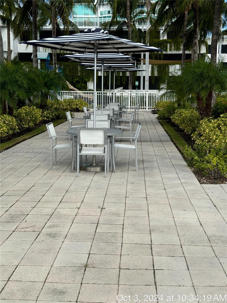 2101 Brickell Ave #2111, Miami FL 33129