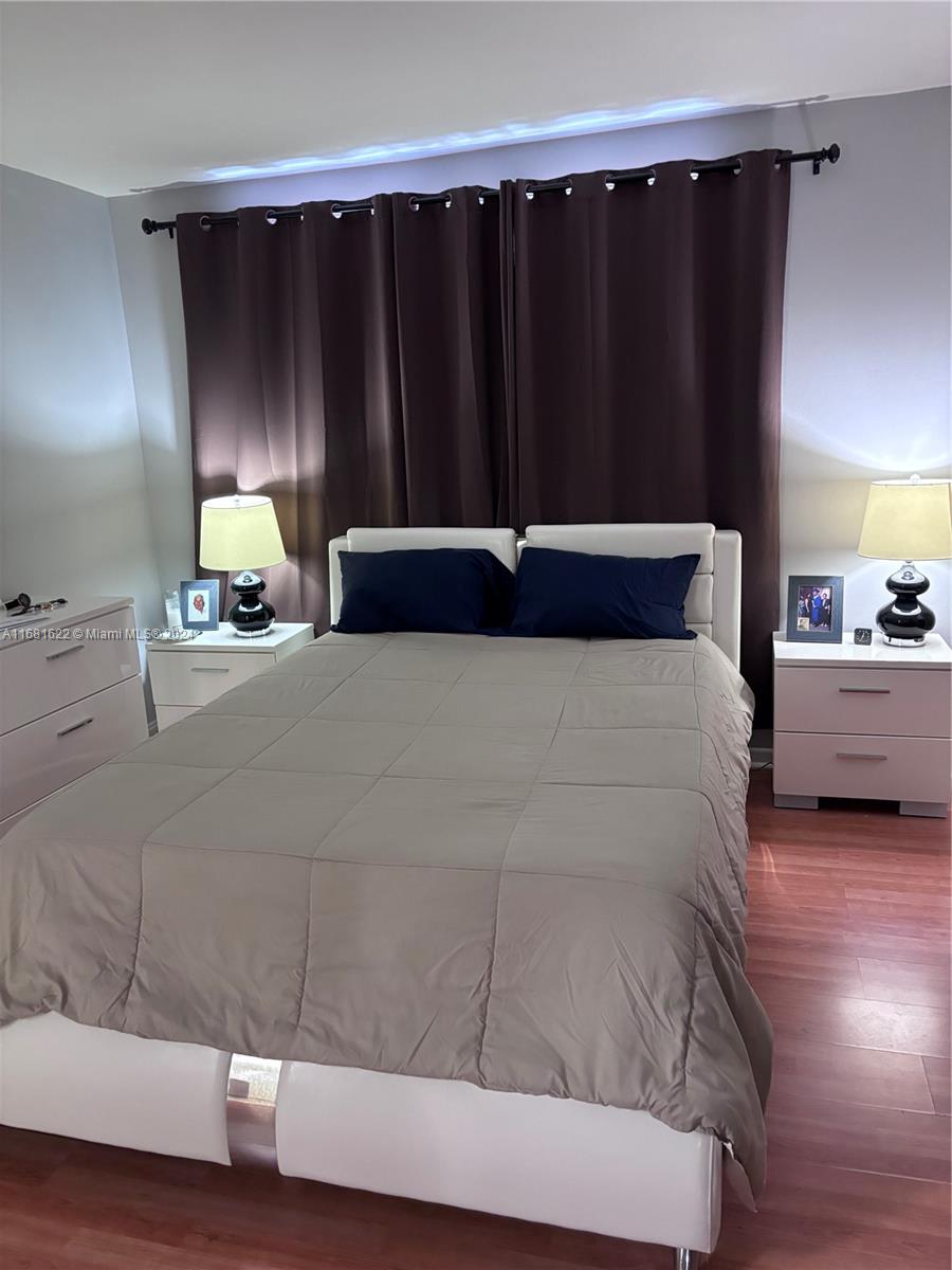 Listing Photo 9