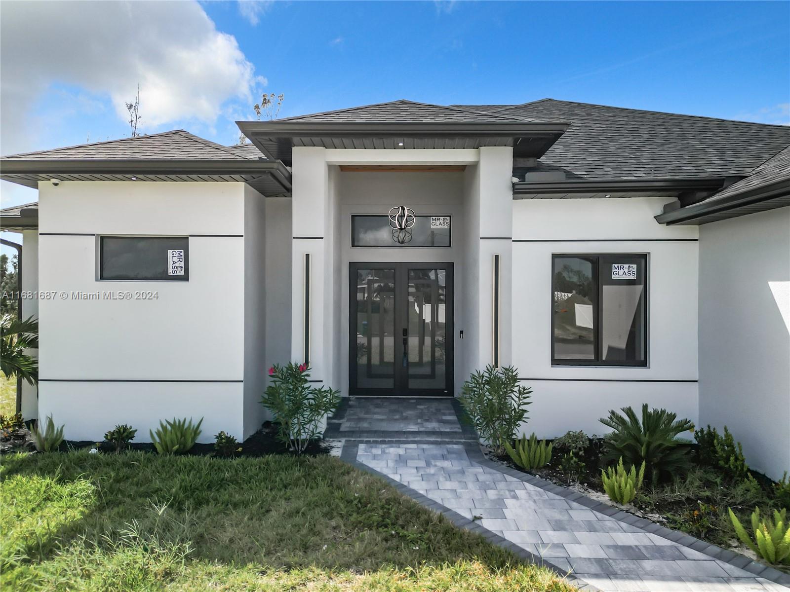 3632 NE 9th Pl, Cape Coral, Florida image 3