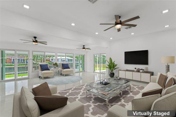 2312 NE 17th Ave, Wilton Manors, Florida image 6